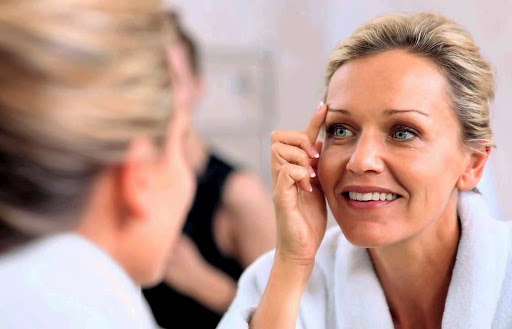 Lifting Facial: conheça melhor a cirurgia de rejuvenescimento